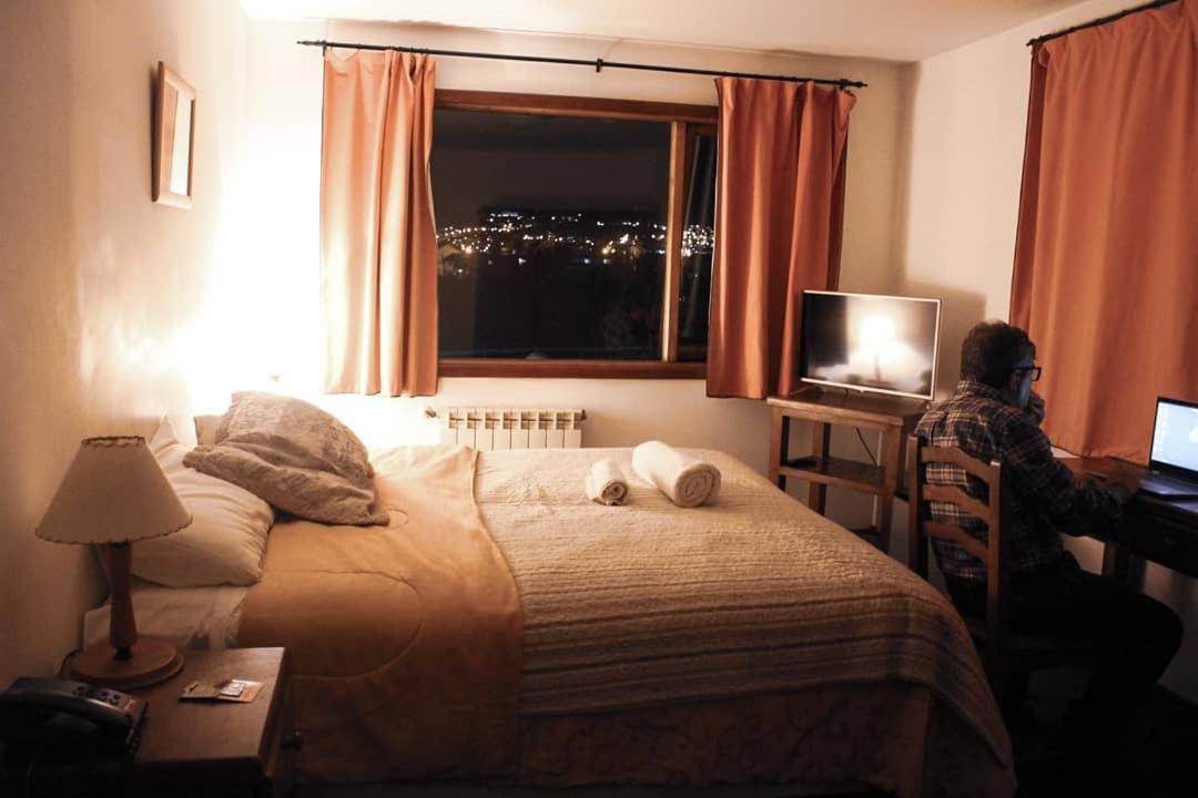 Oikos Hotel Ushuaia Ngoại thất bức ảnh
