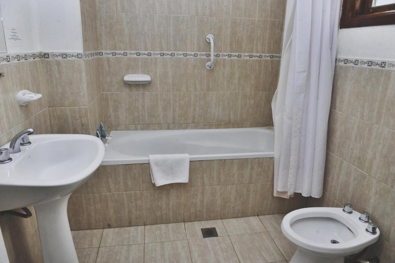 Oikos Hotel Ushuaia Ngoại thất bức ảnh