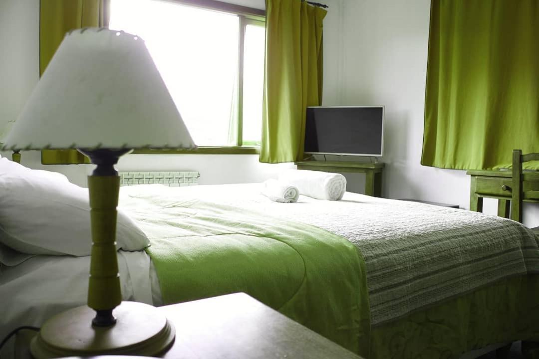 Oikos Hotel Ushuaia Ngoại thất bức ảnh