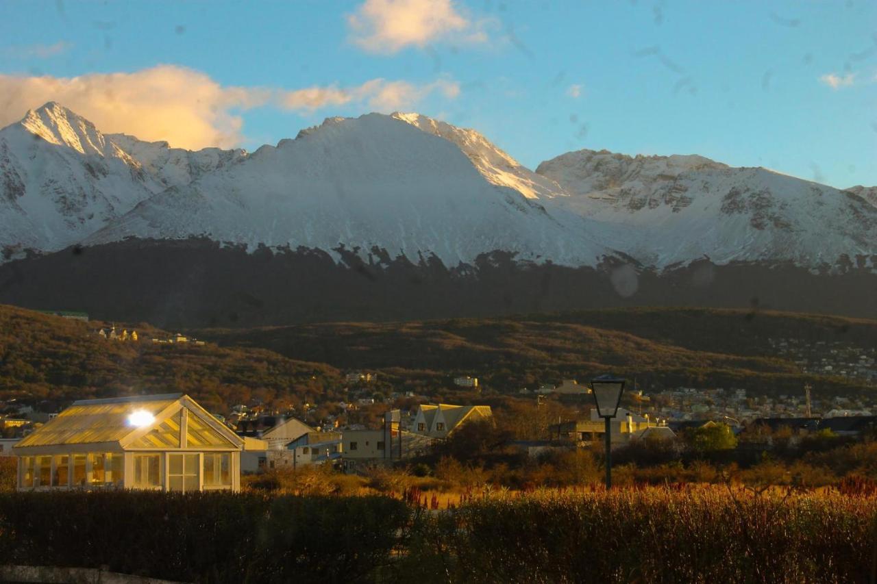 Oikos Hotel Ushuaia Ngoại thất bức ảnh